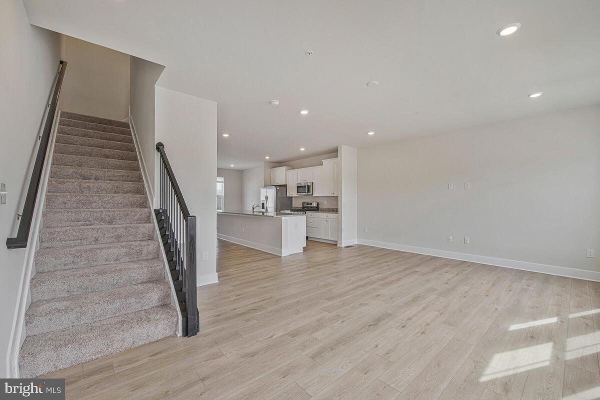 ANDERSON HEIGHTS - Residential Lease