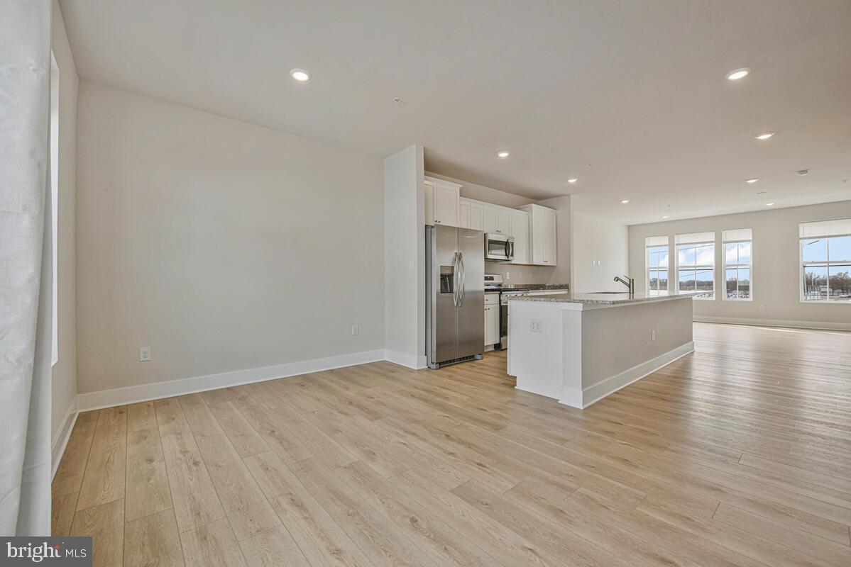 ANDERSON HEIGHTS - Residential Lease