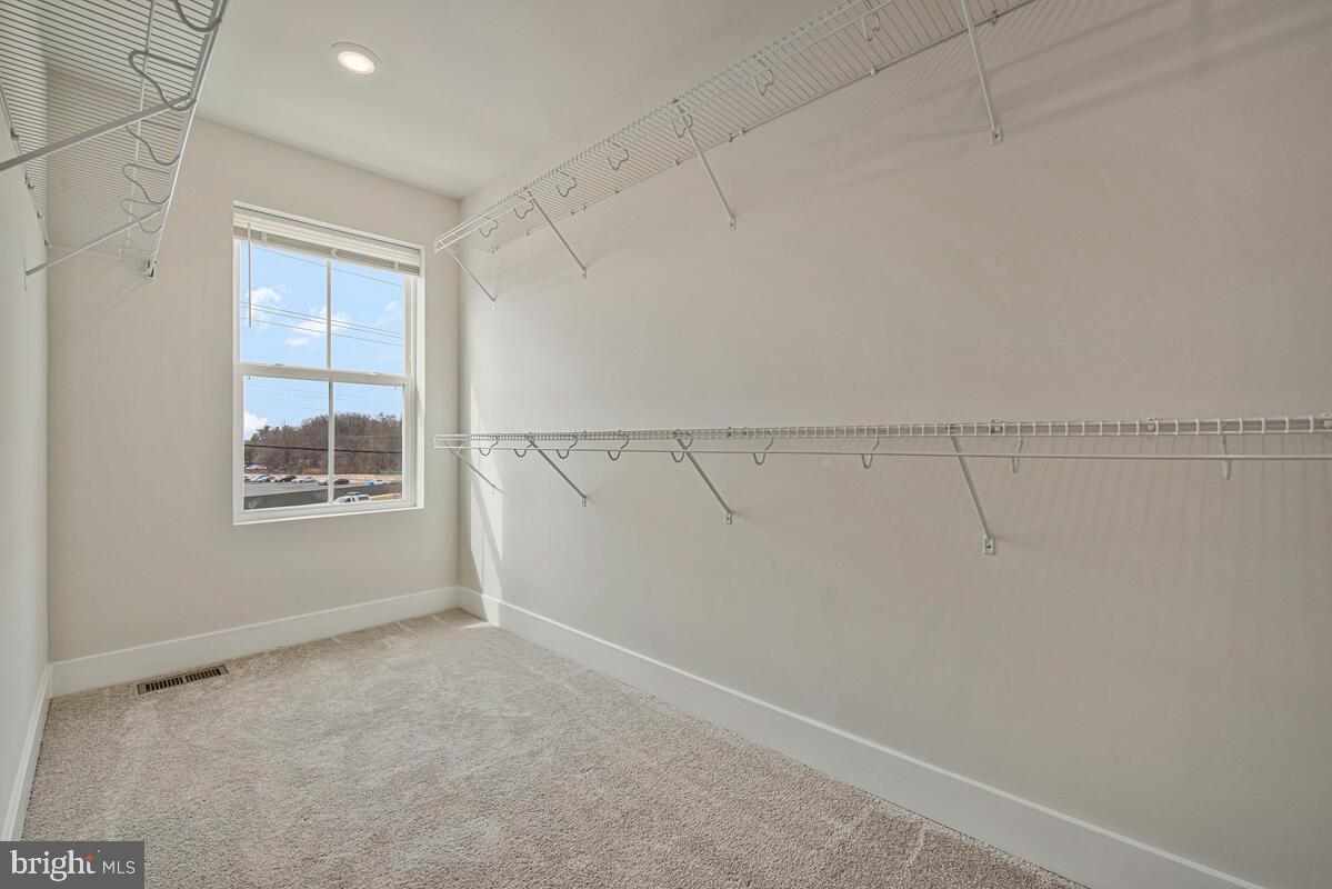 ANDERSON HEIGHTS - Residential Lease