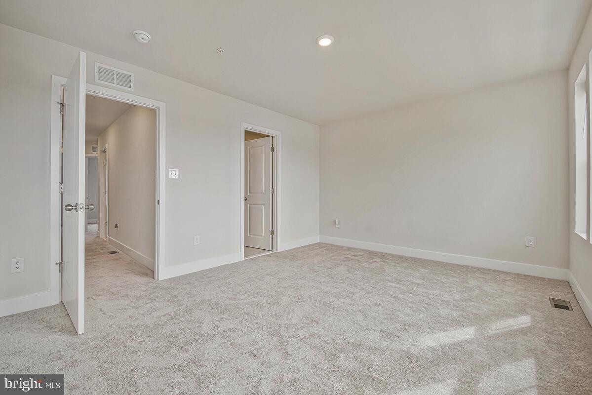 ANDERSON HEIGHTS - Residential Lease