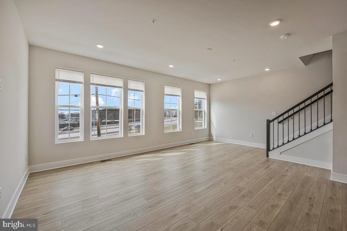 ANDERSON HEIGHTS - Residential Lease