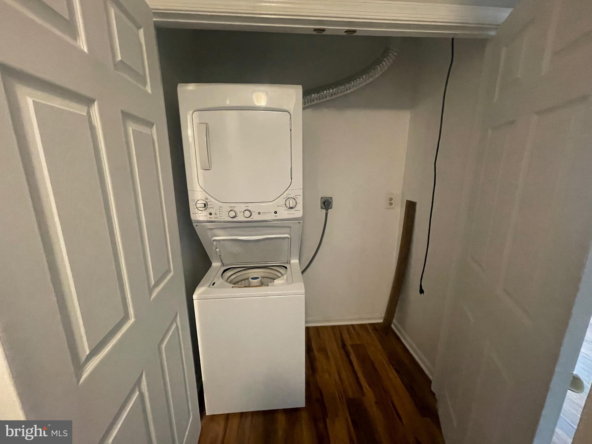 ROCKBURN COMMONS - Residential Lease