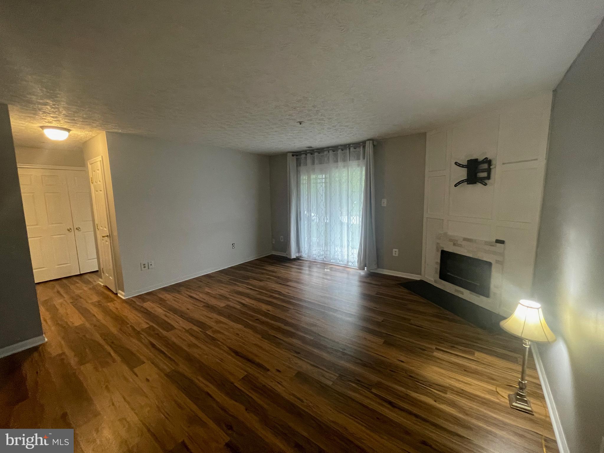 ROCKBURN COMMONS - Residential Lease