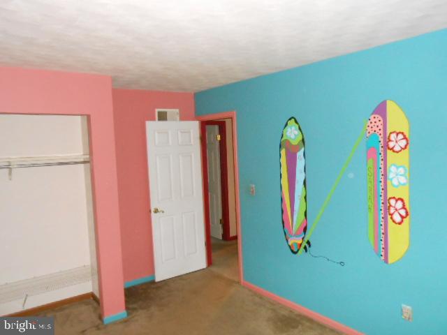 HALL ESTATES - Residential