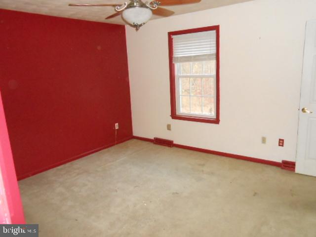 HALL ESTATES - Residential