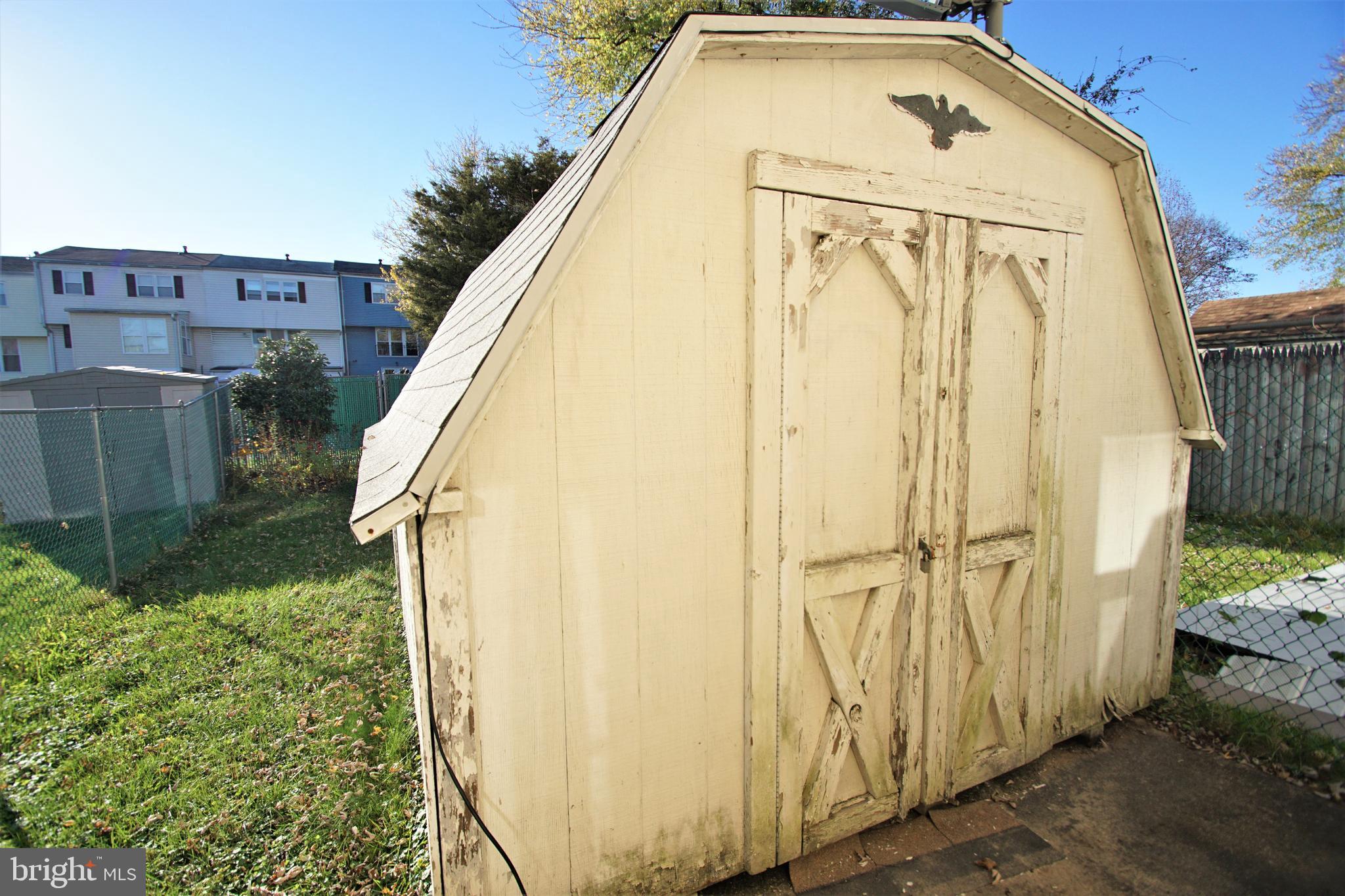 EDGEWATER VILLAGE - Residential