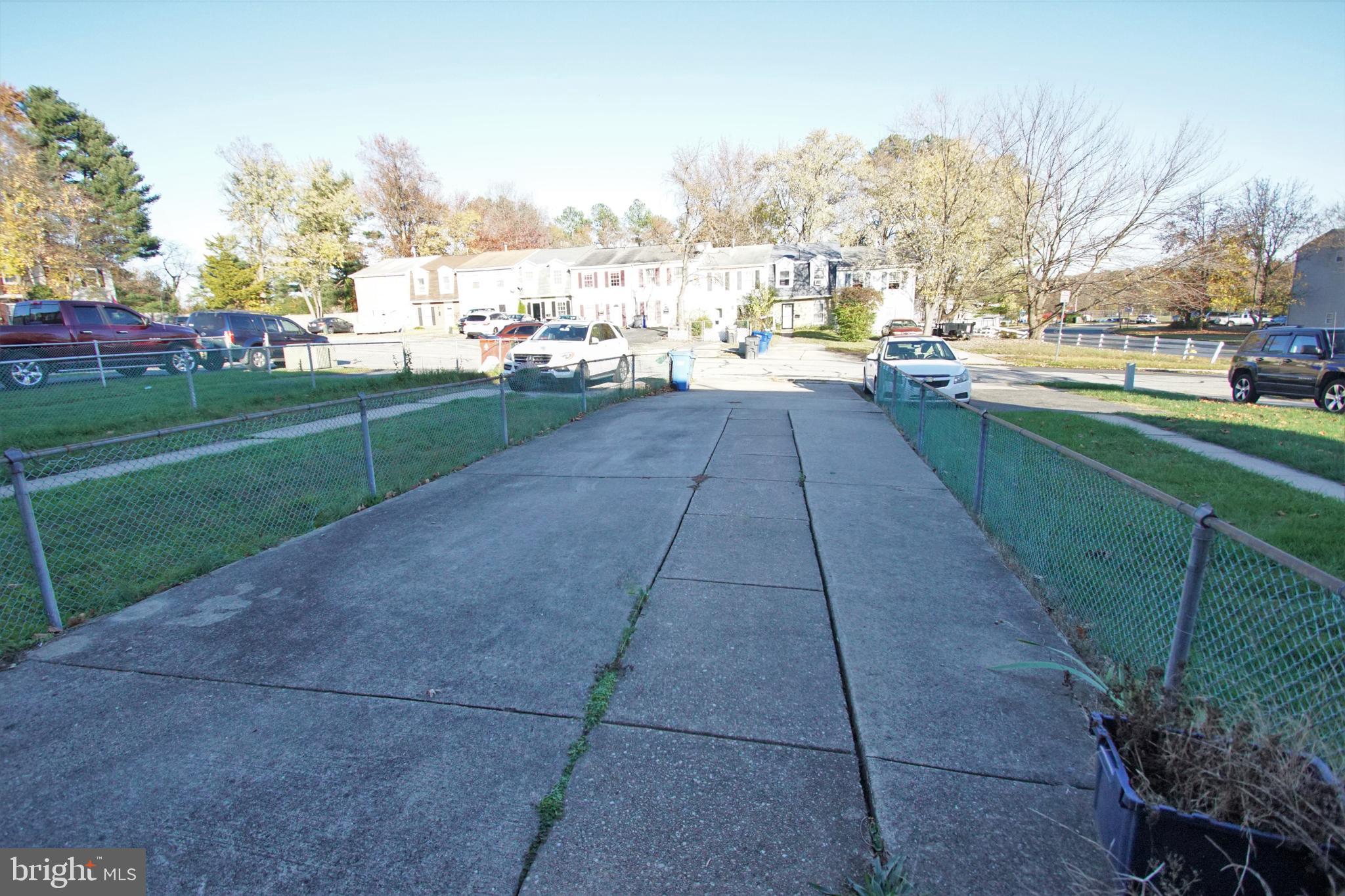 EDGEWATER VILLAGE - Residential