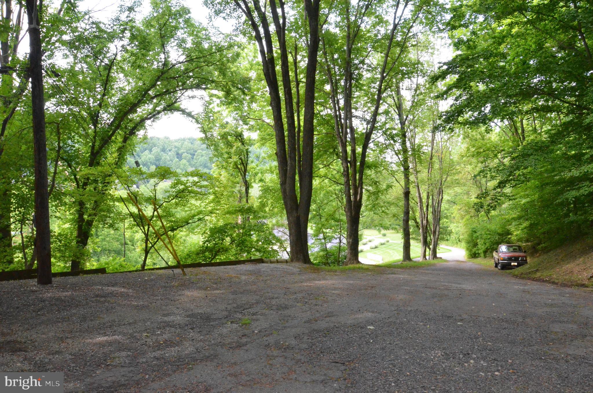 GLEN ARM - Residential