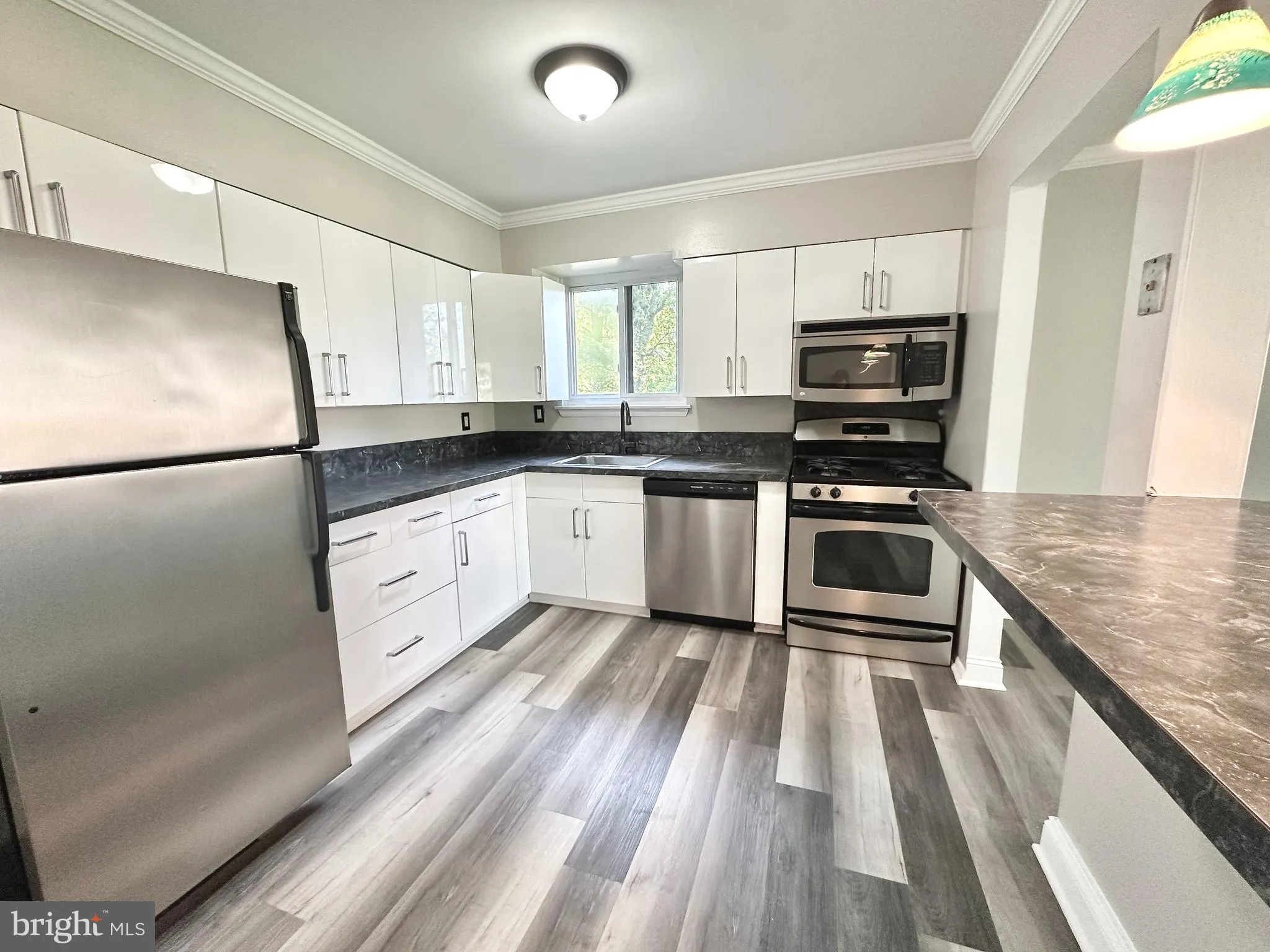 Voorhees, New Jersey 08043, United States, 2 Bedrooms Bedrooms, ,2 BathroomsBathrooms,Residential,Active,157694