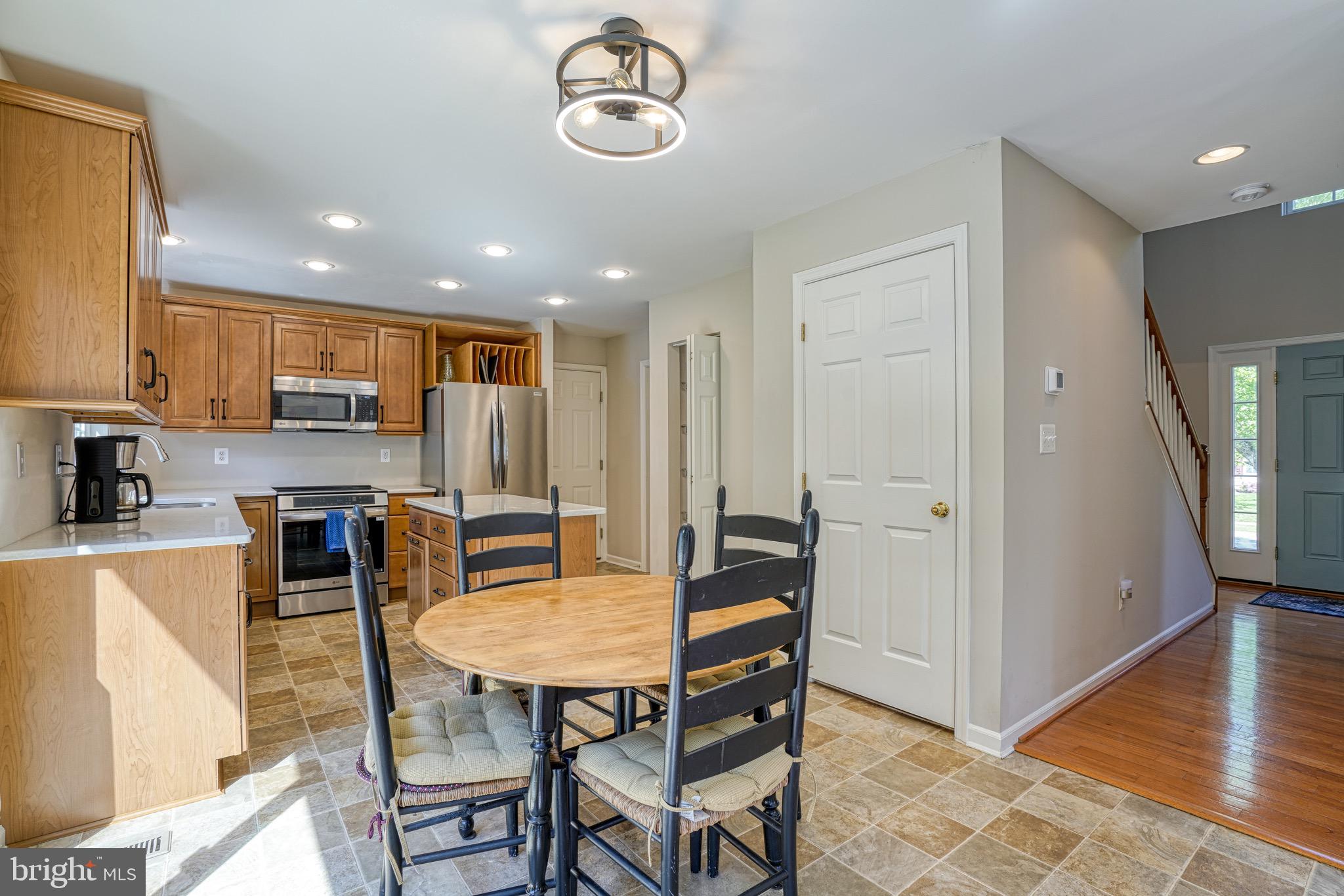 COVENTRY FARMS - Residential