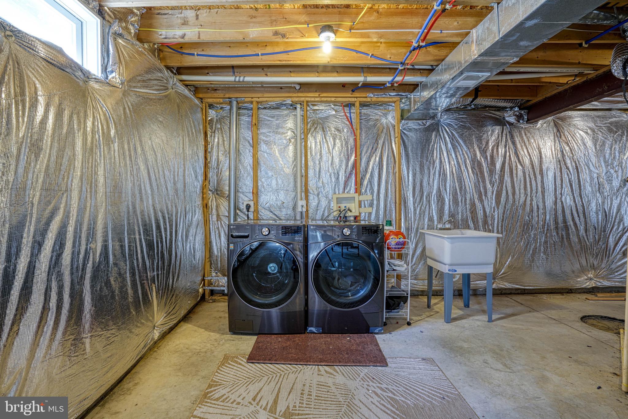 COVENTRY FARMS - Residential