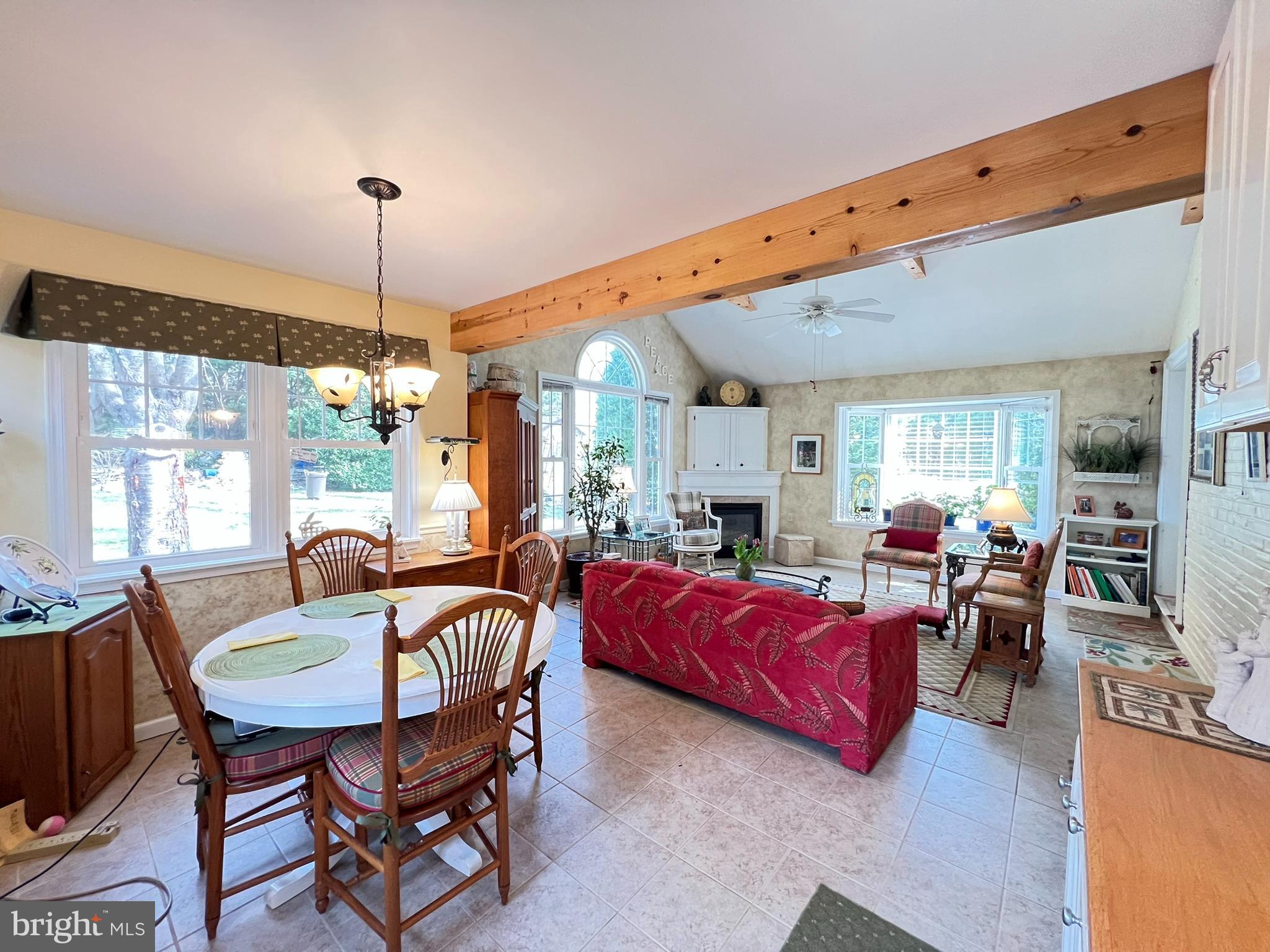 LAFAYETTE HILL - Residential
