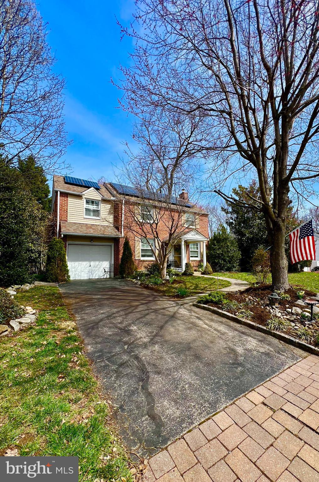 LAFAYETTE HILL - Residential