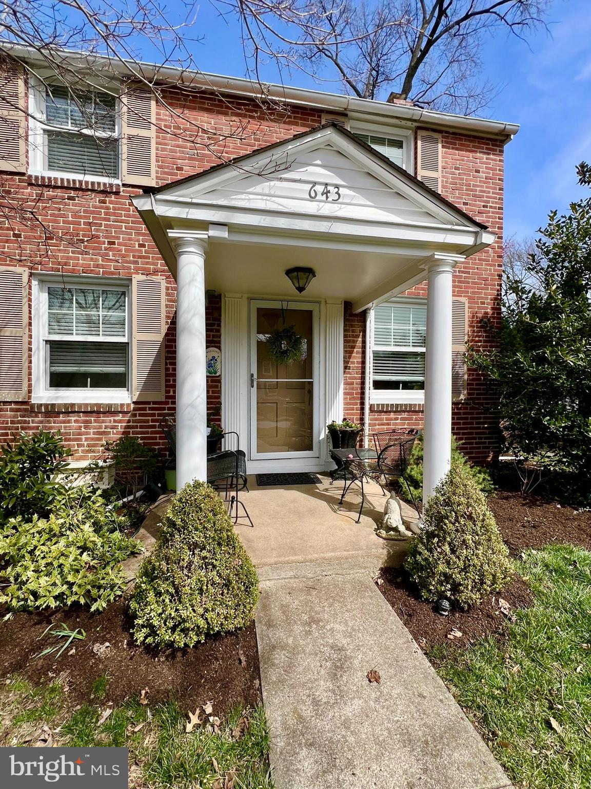 LAFAYETTE HILL - Residential
