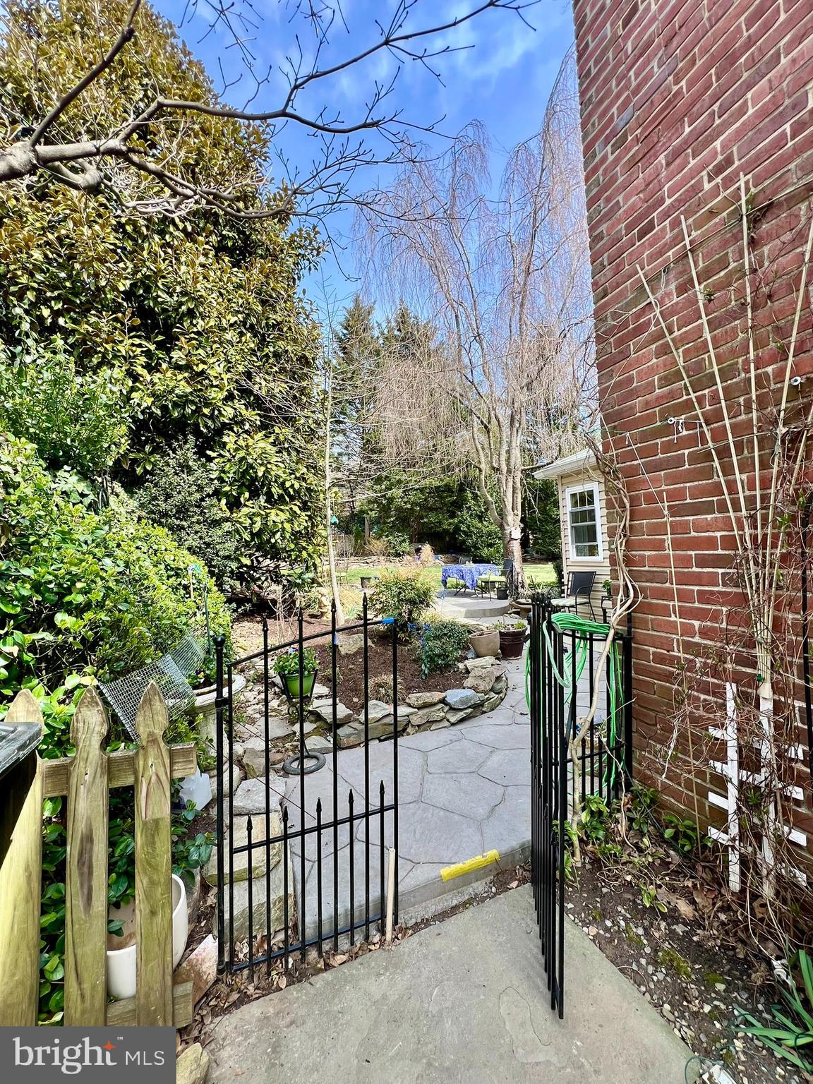LAFAYETTE HILL - Residential