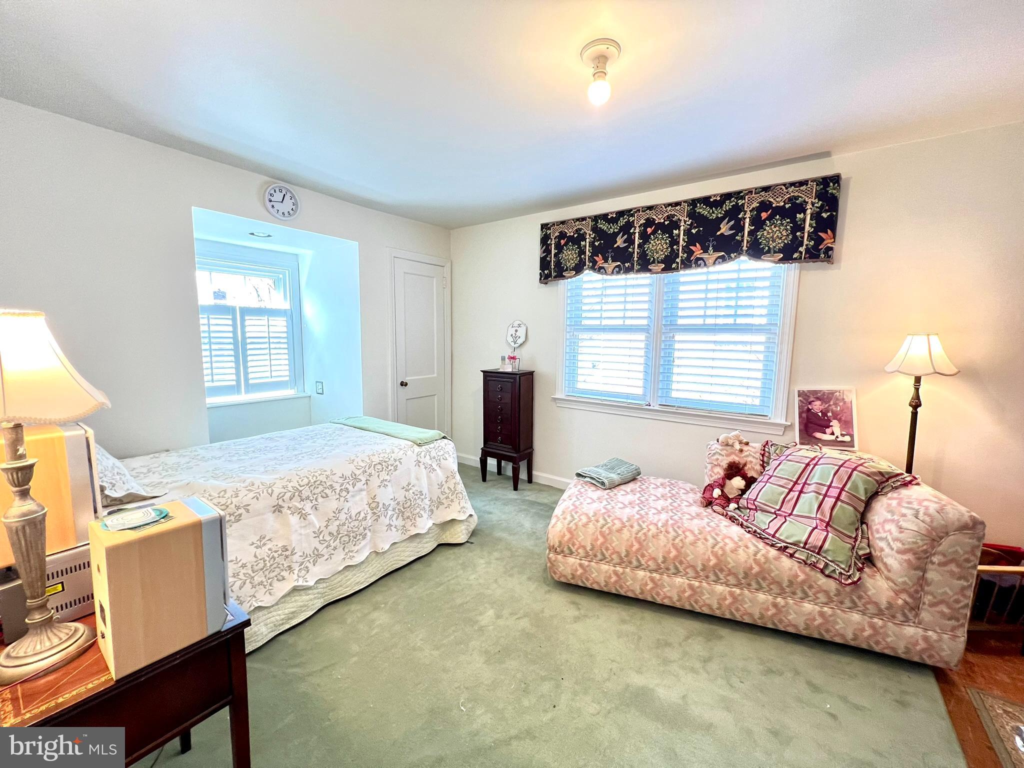 LAFAYETTE HILL - Residential