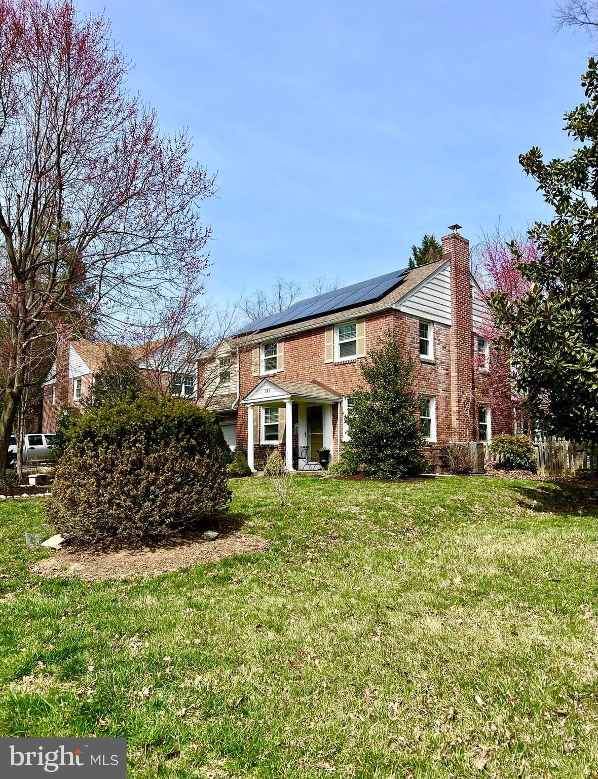 LAFAYETTE HILL - Residential