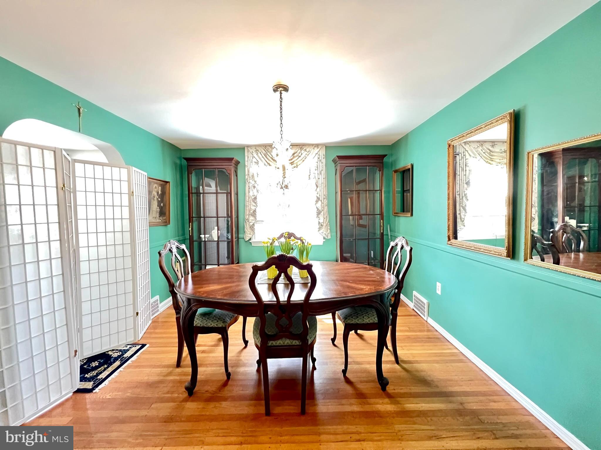 LAFAYETTE HILL - Residential
