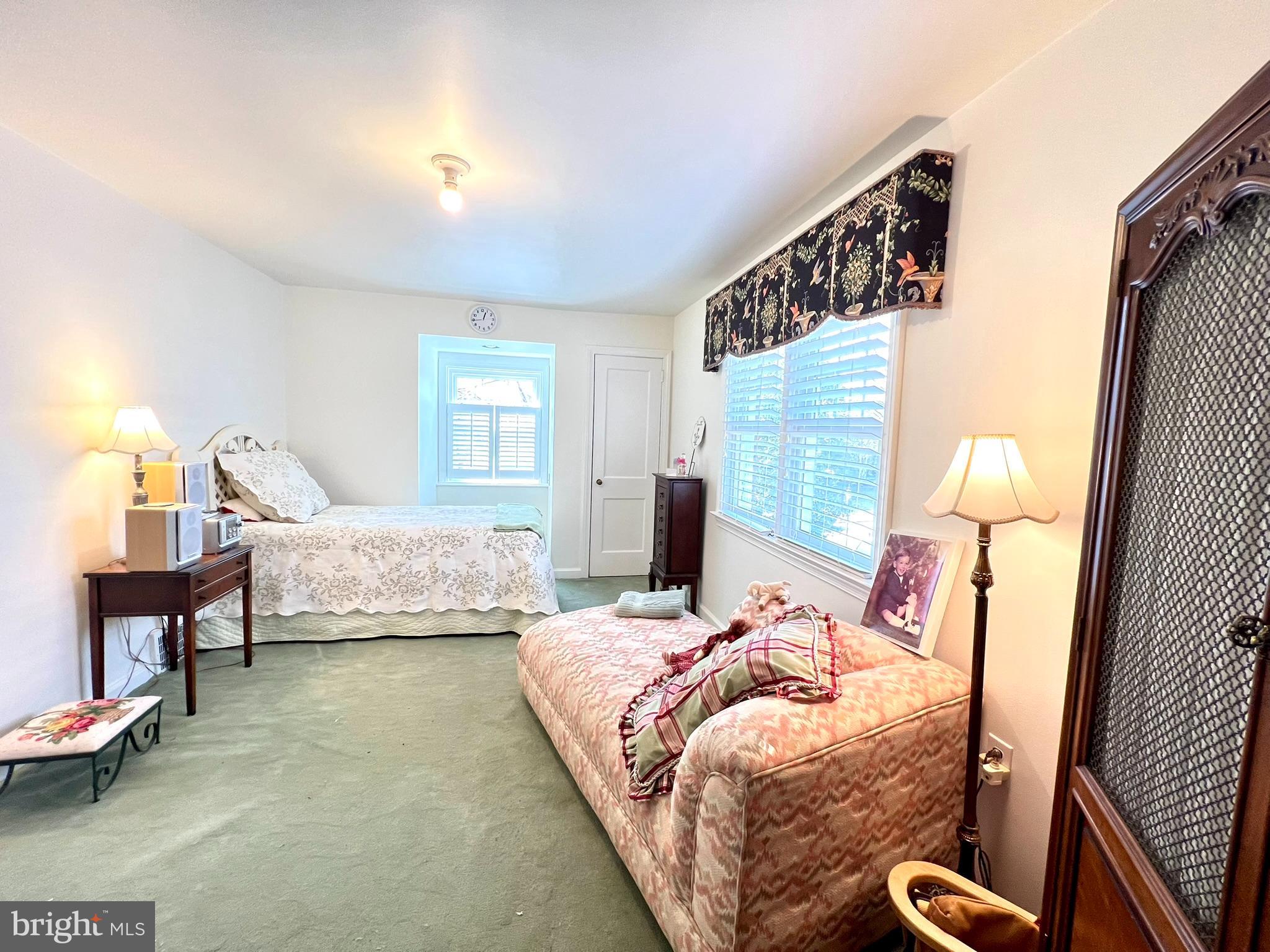 LAFAYETTE HILL - Residential