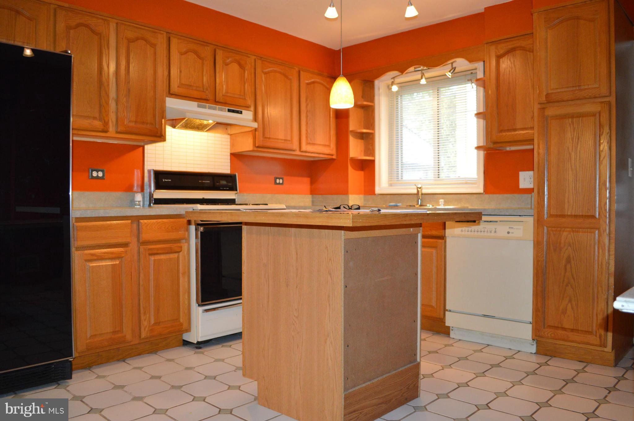 HIGHLANDTOWN - Residential