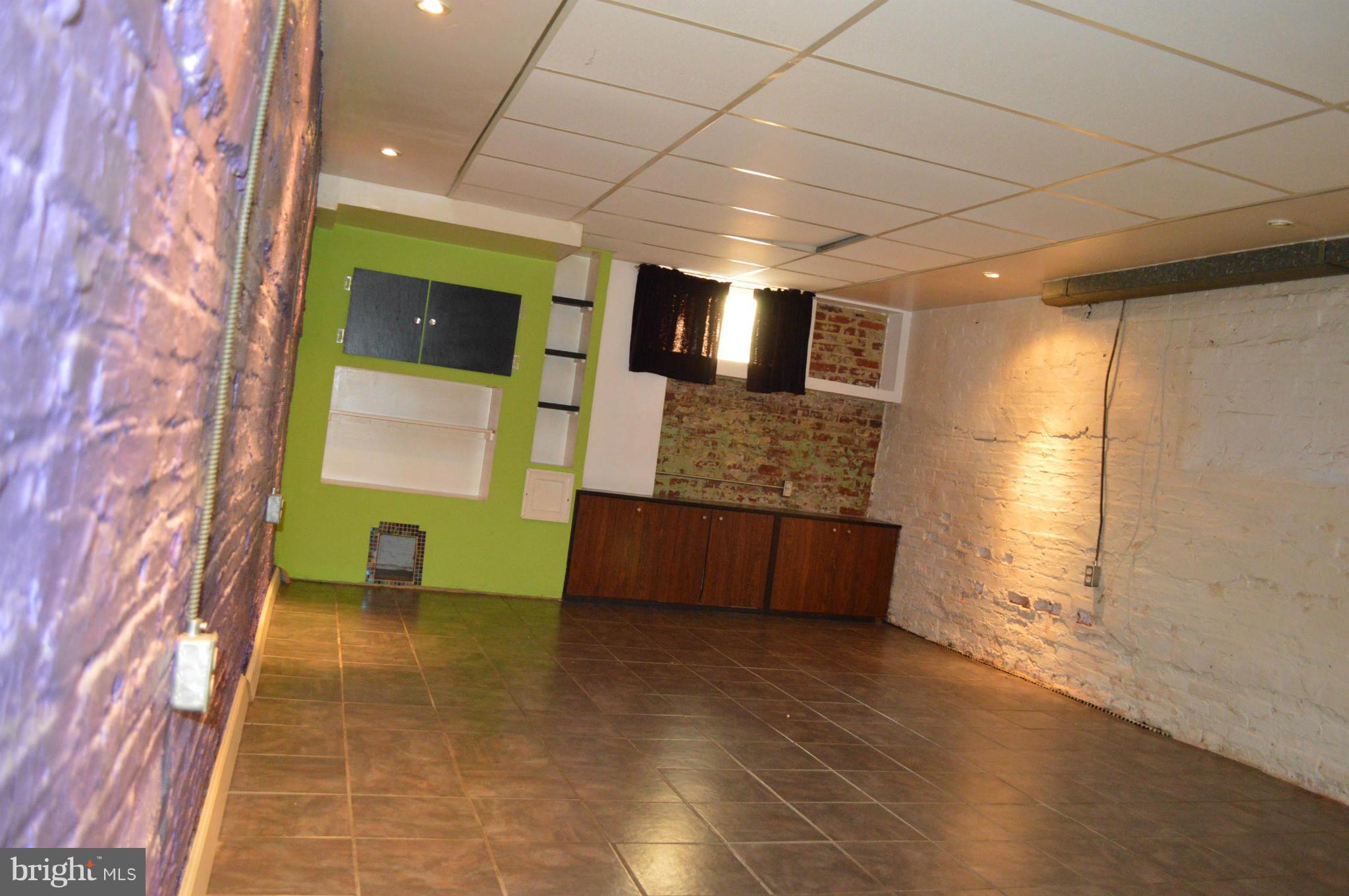 HIGHLANDTOWN - Residential