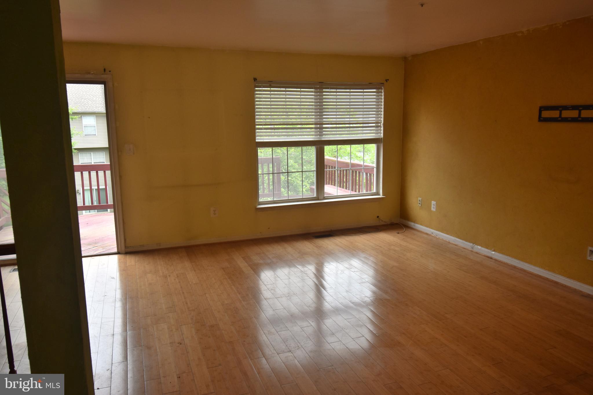 KINGS GRANT - Residential