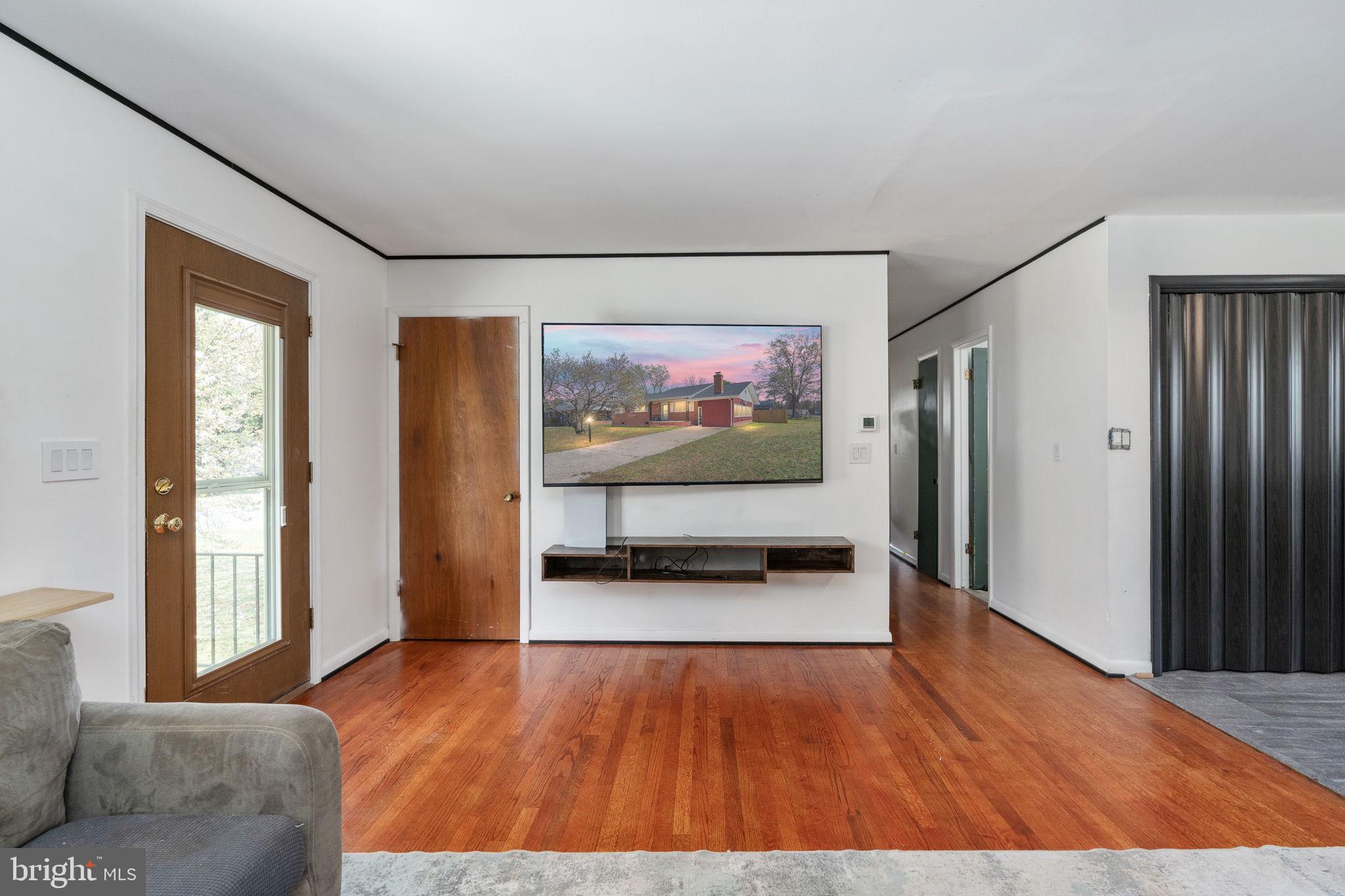 CLASSIC SHORES - Residential