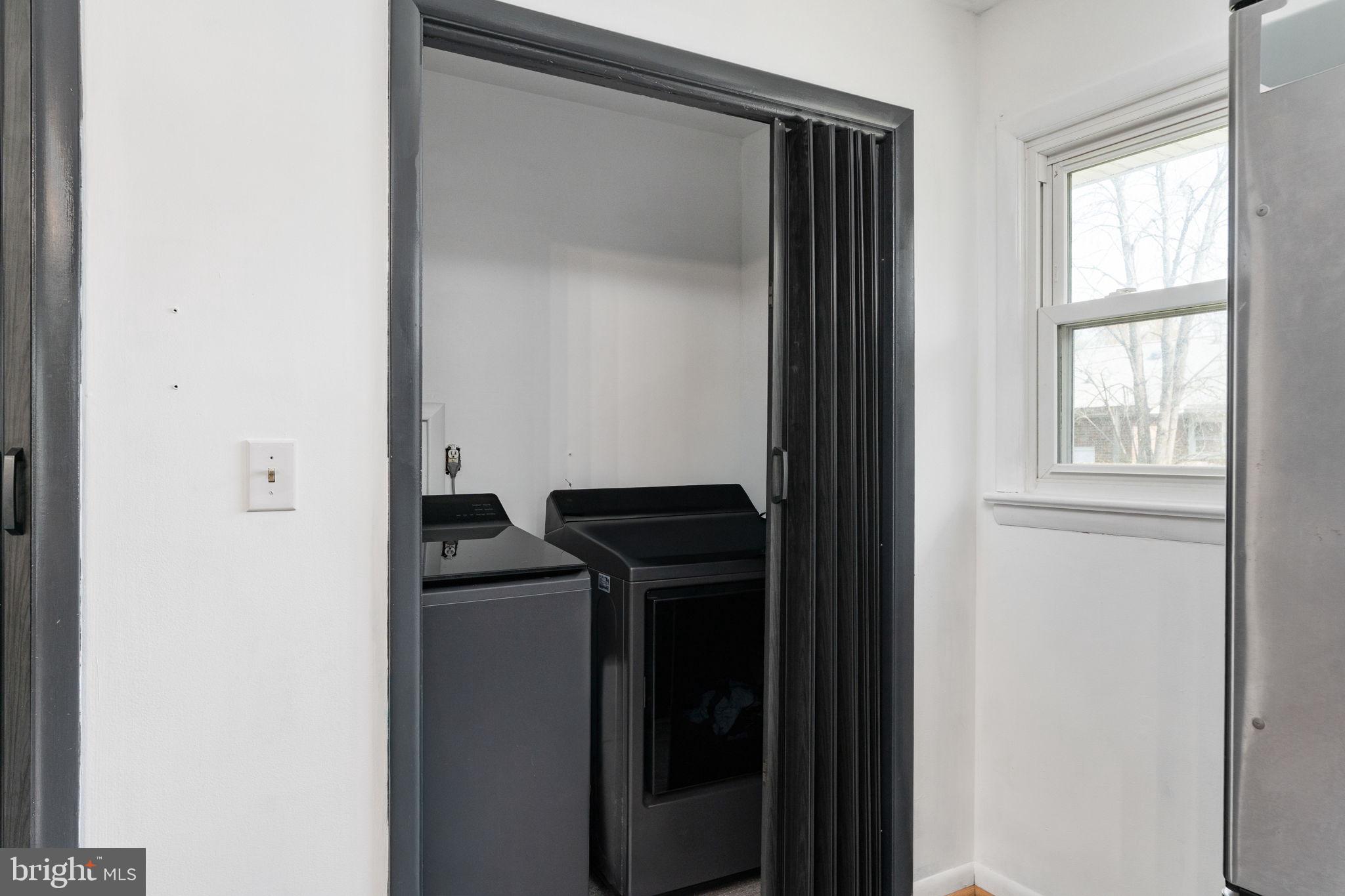 CLASSIC SHORES - Residential