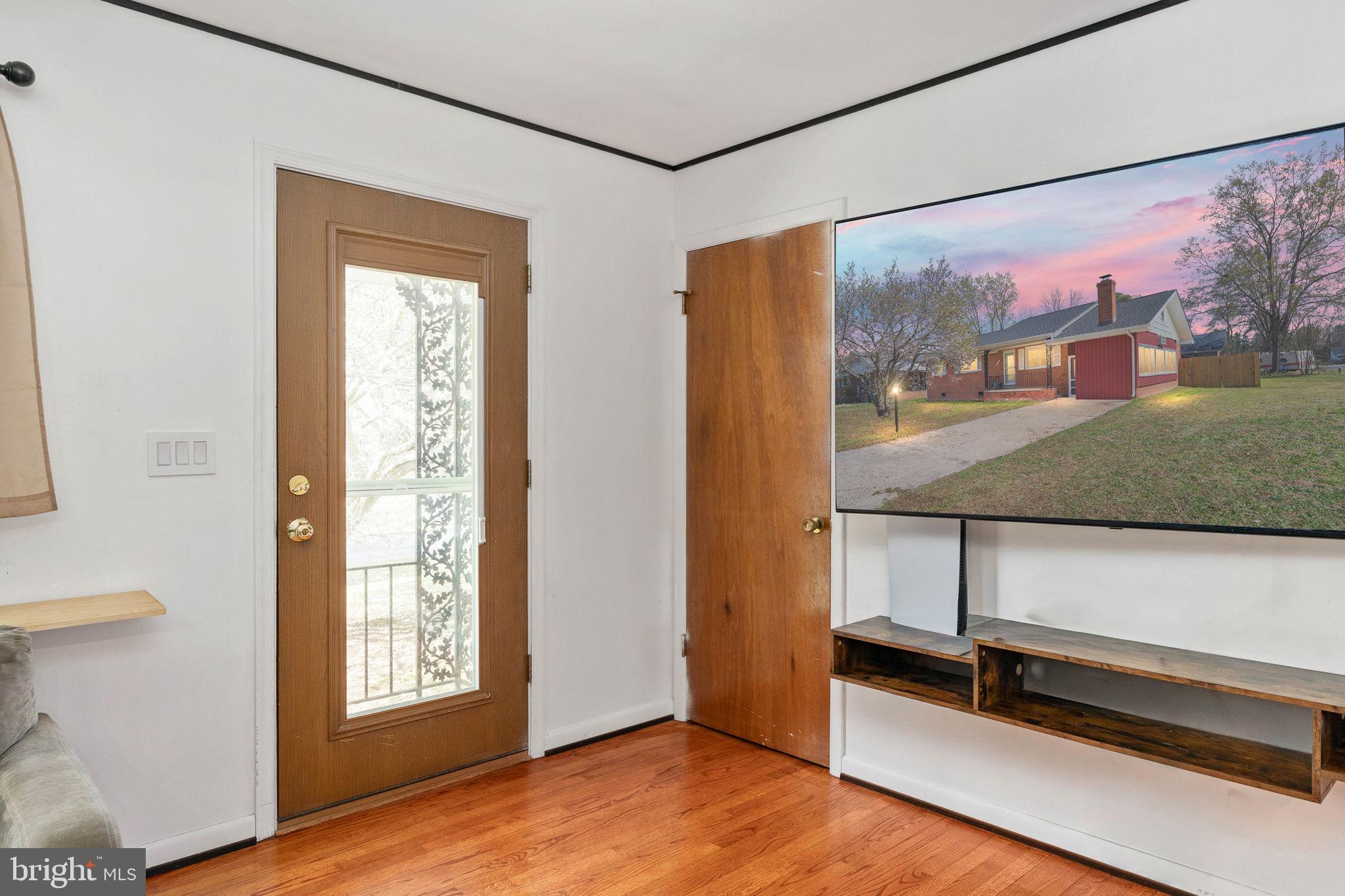 CLASSIC SHORES - Residential