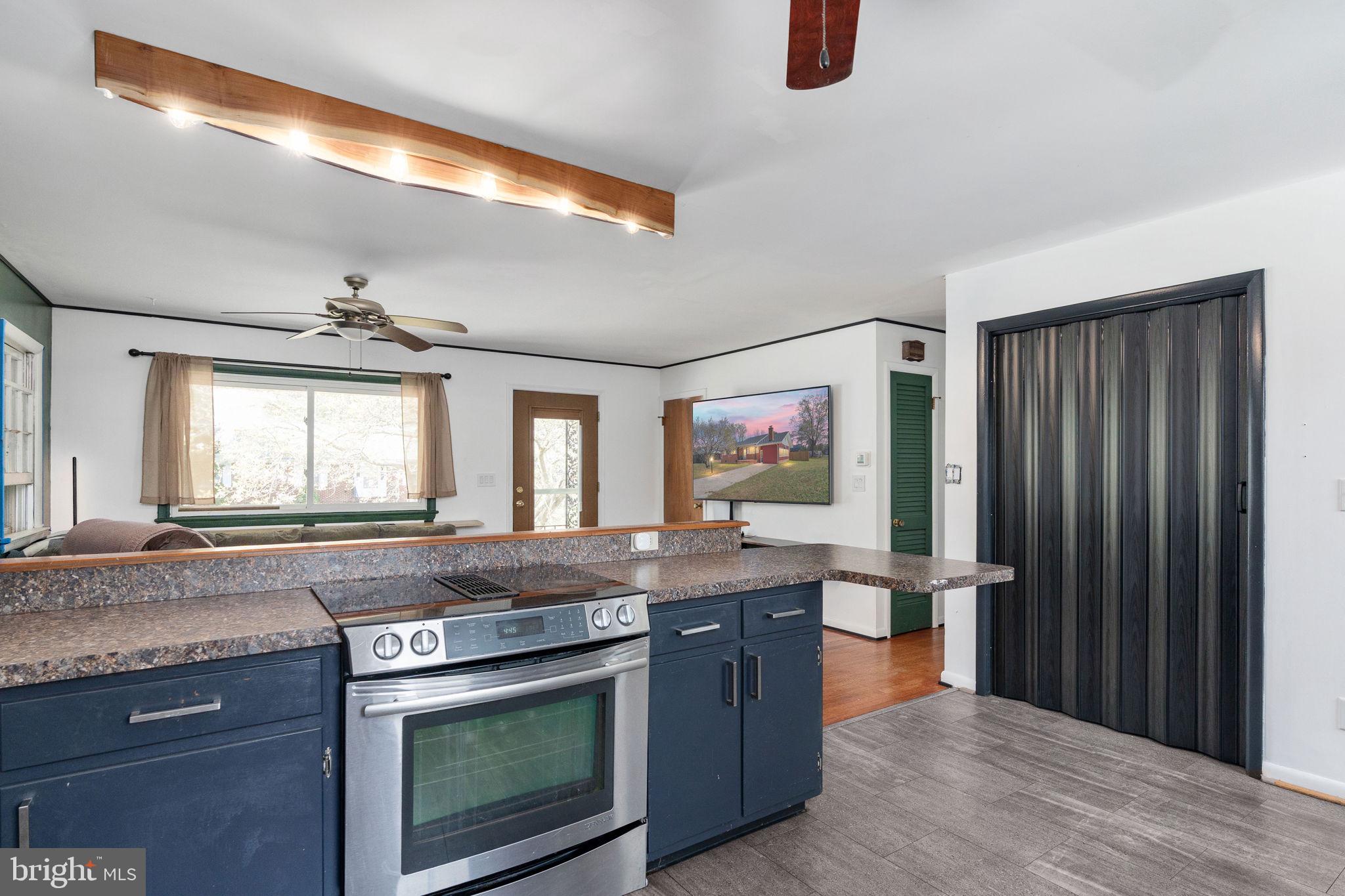 CLASSIC SHORES - Residential