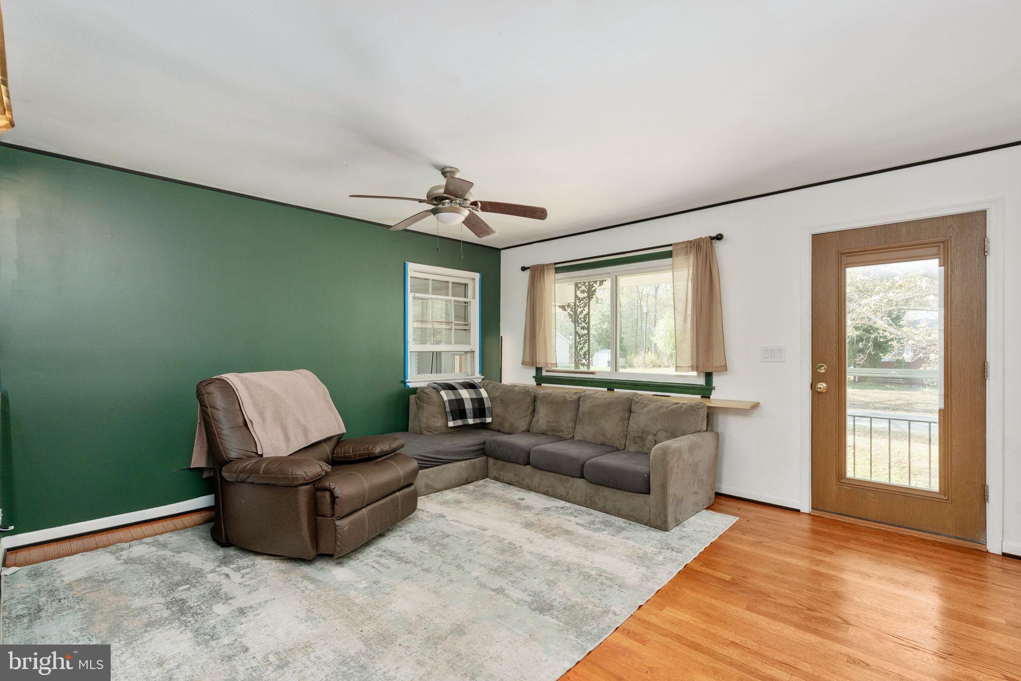 CLASSIC SHORES - Residential