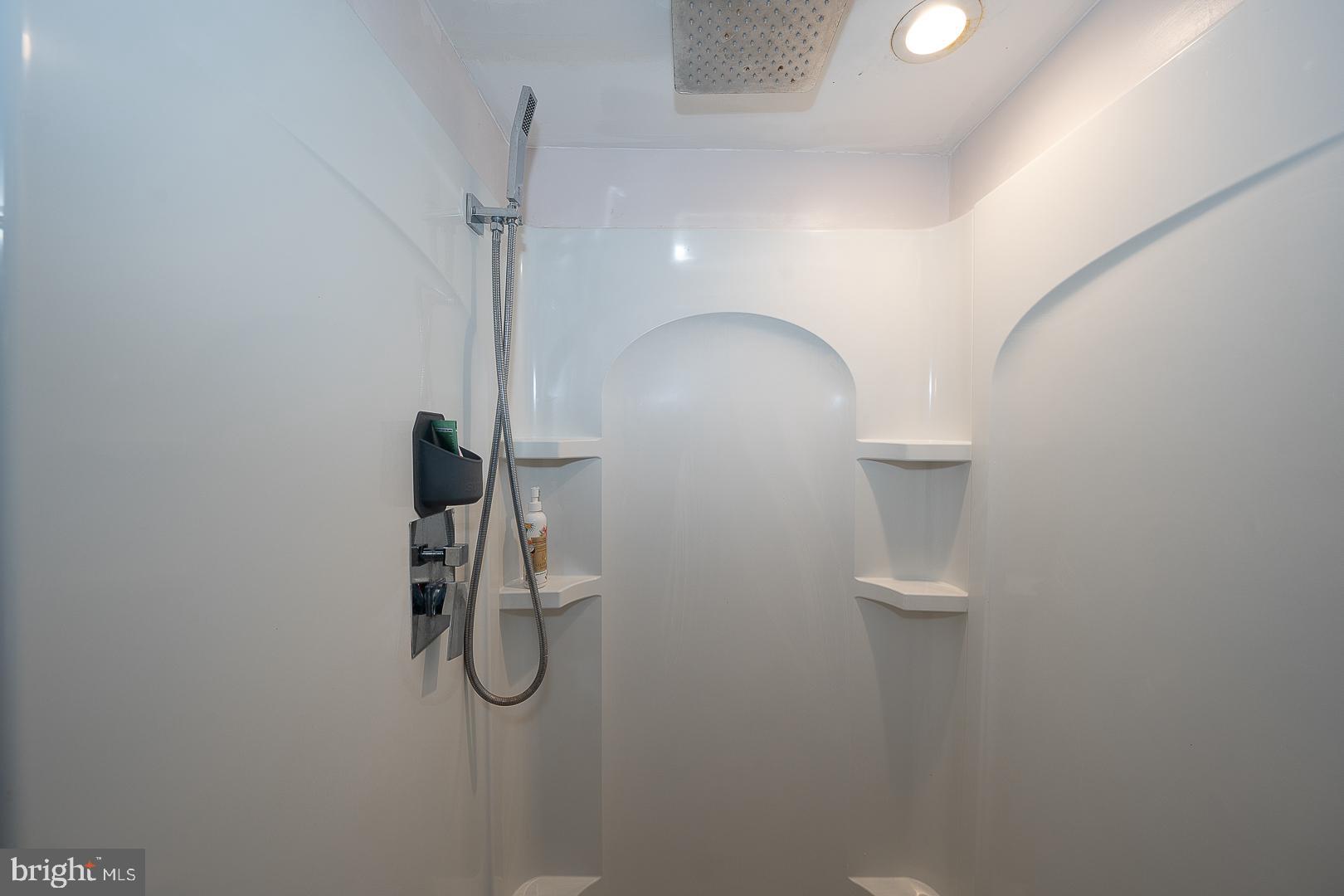 RONNIE PARK - Residential