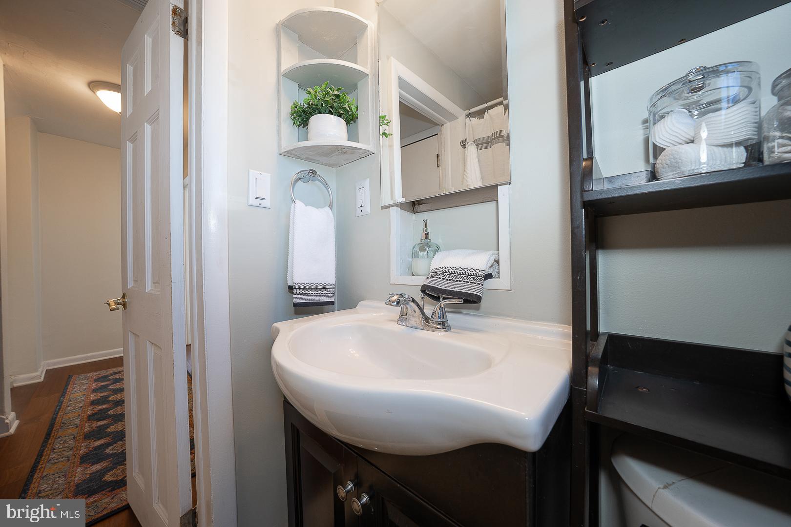 RONNIE PARK - Residential