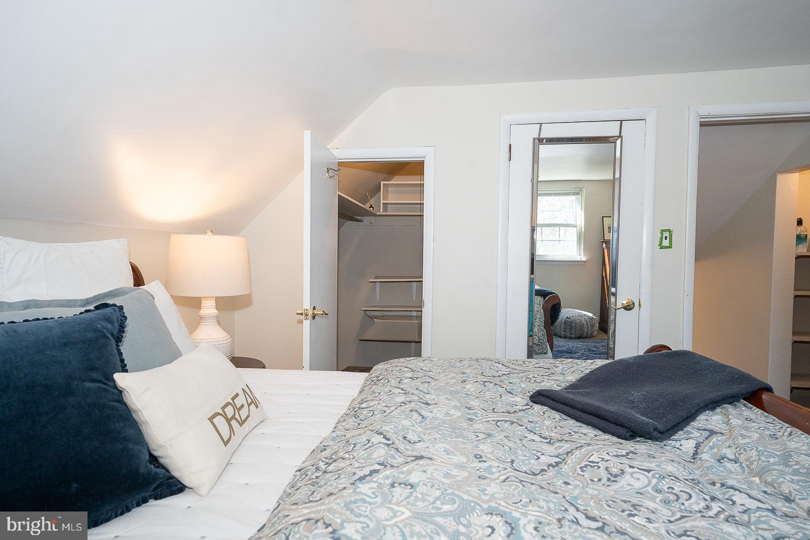 RONNIE PARK - Residential