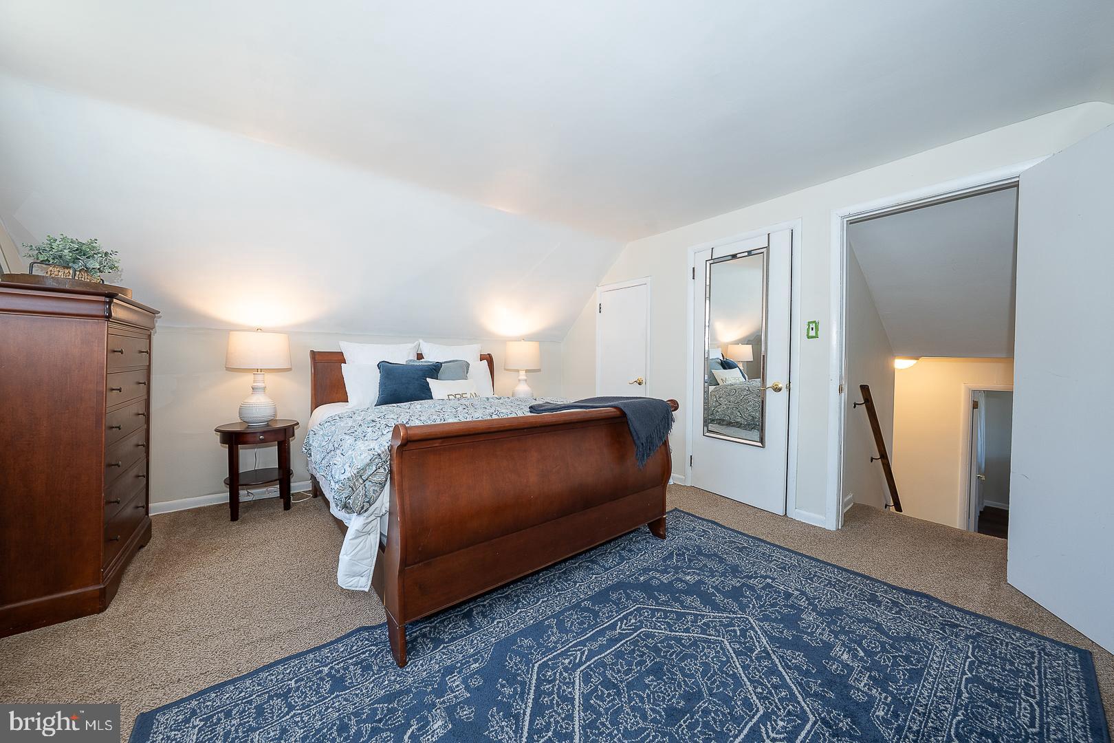 RONNIE PARK - Residential