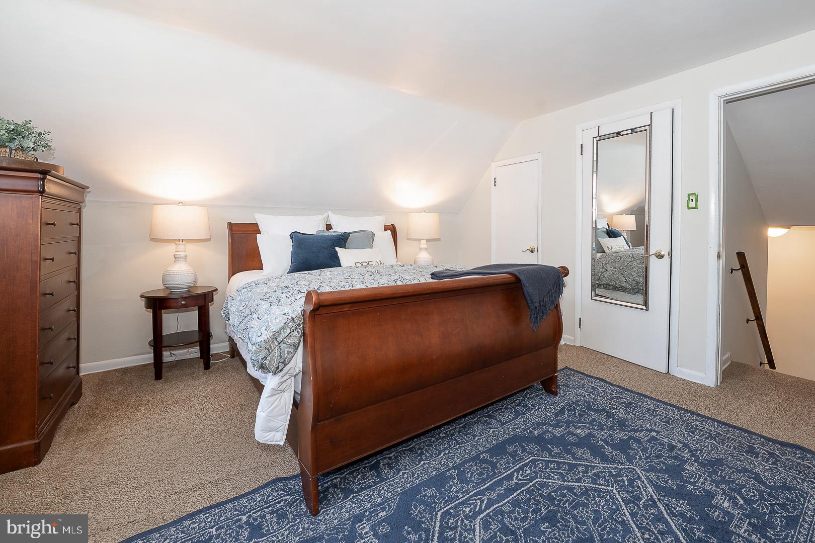 RONNIE PARK - Residential