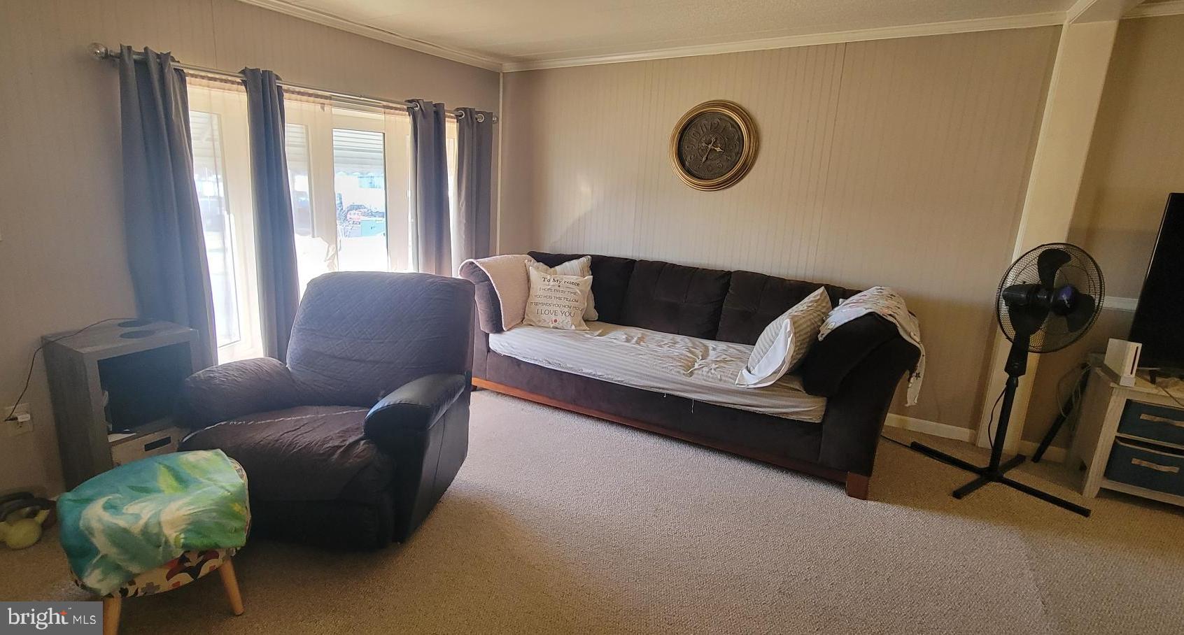 LAKESIDE VILLAGE - Residential