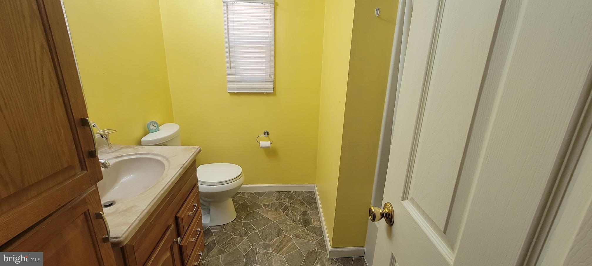 LAKESIDE VILLAGE - Residential