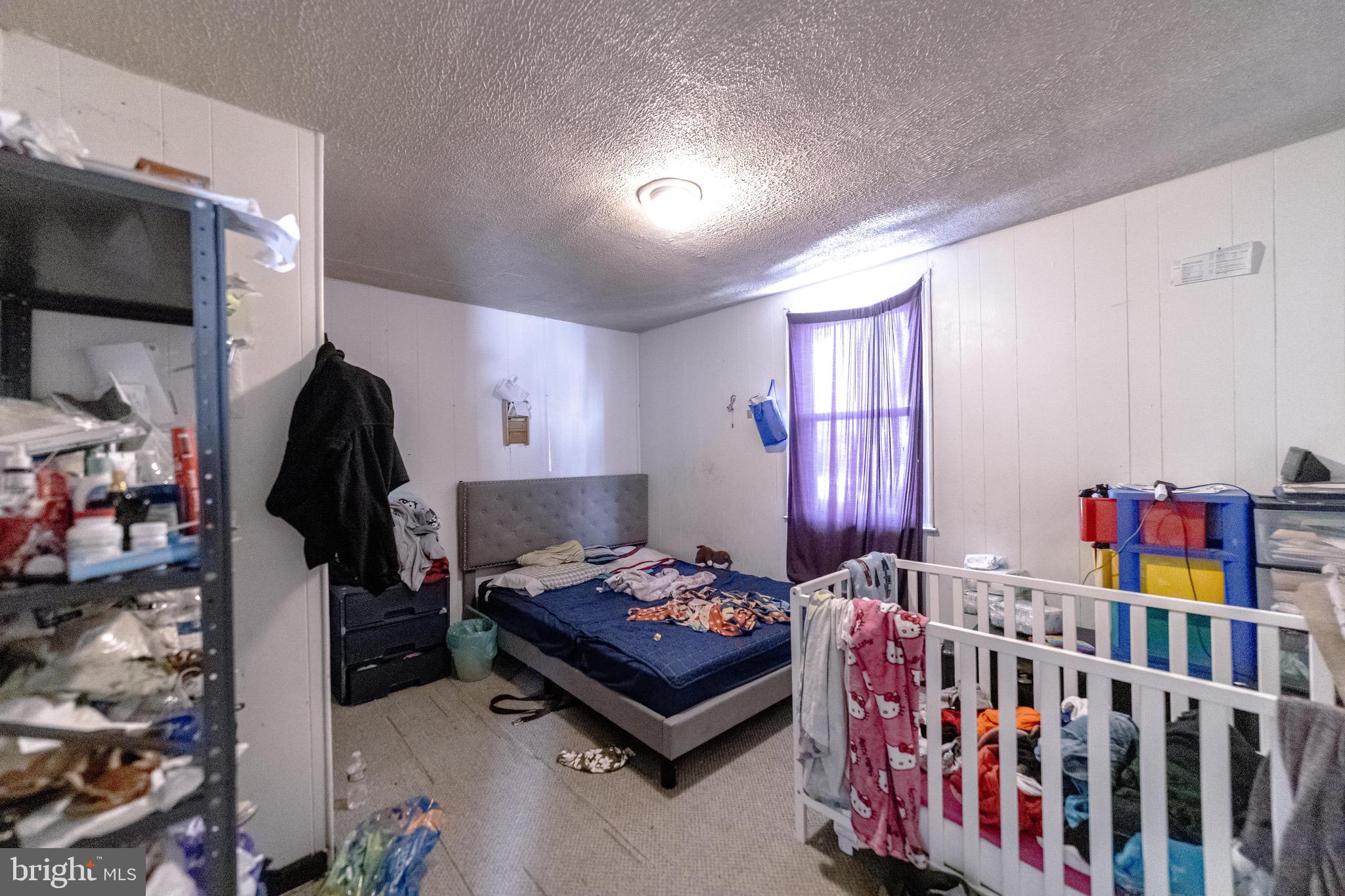 CATONSVILLE MANOR - Residential