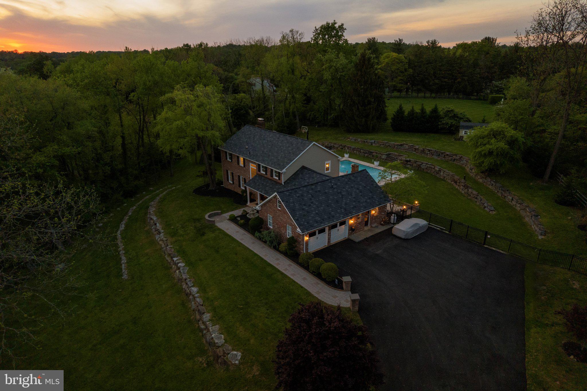 ECHO VALLEY - Residential