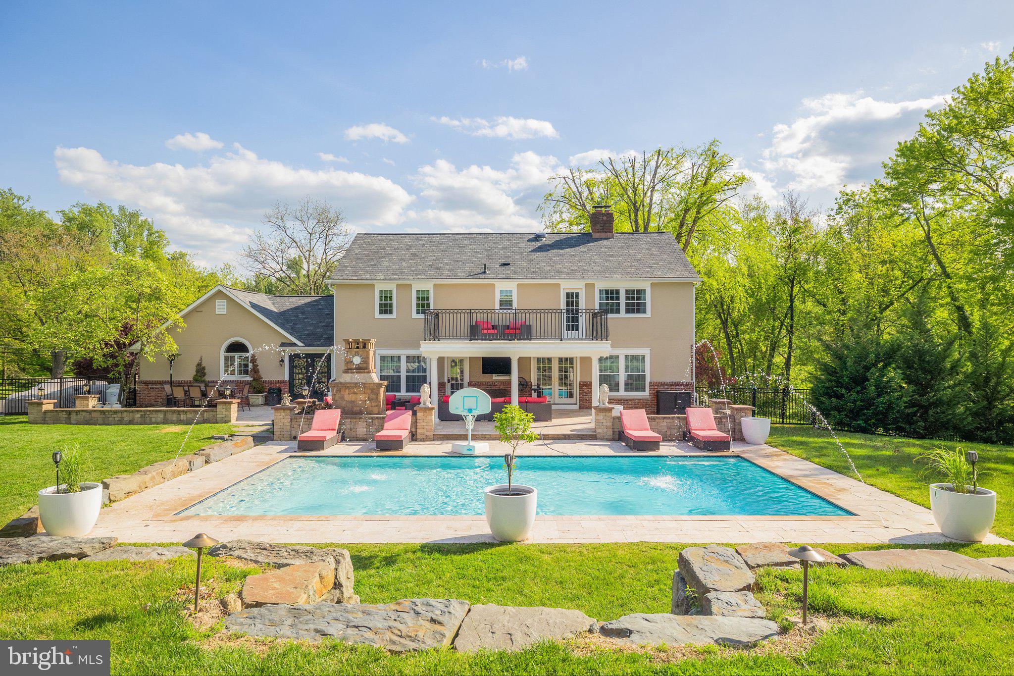 ECHO VALLEY - Residential