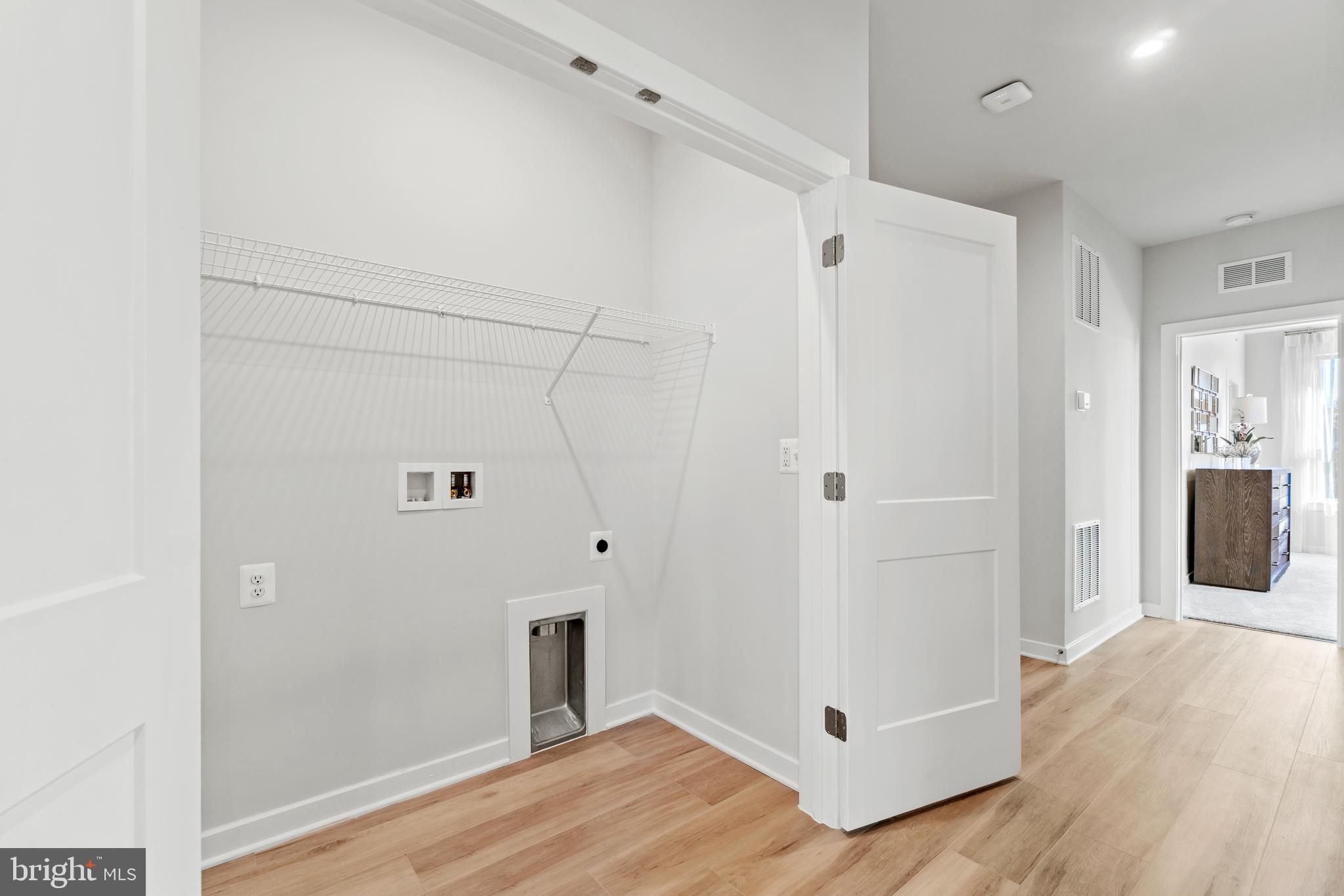 MANASSAS PARK - Residential