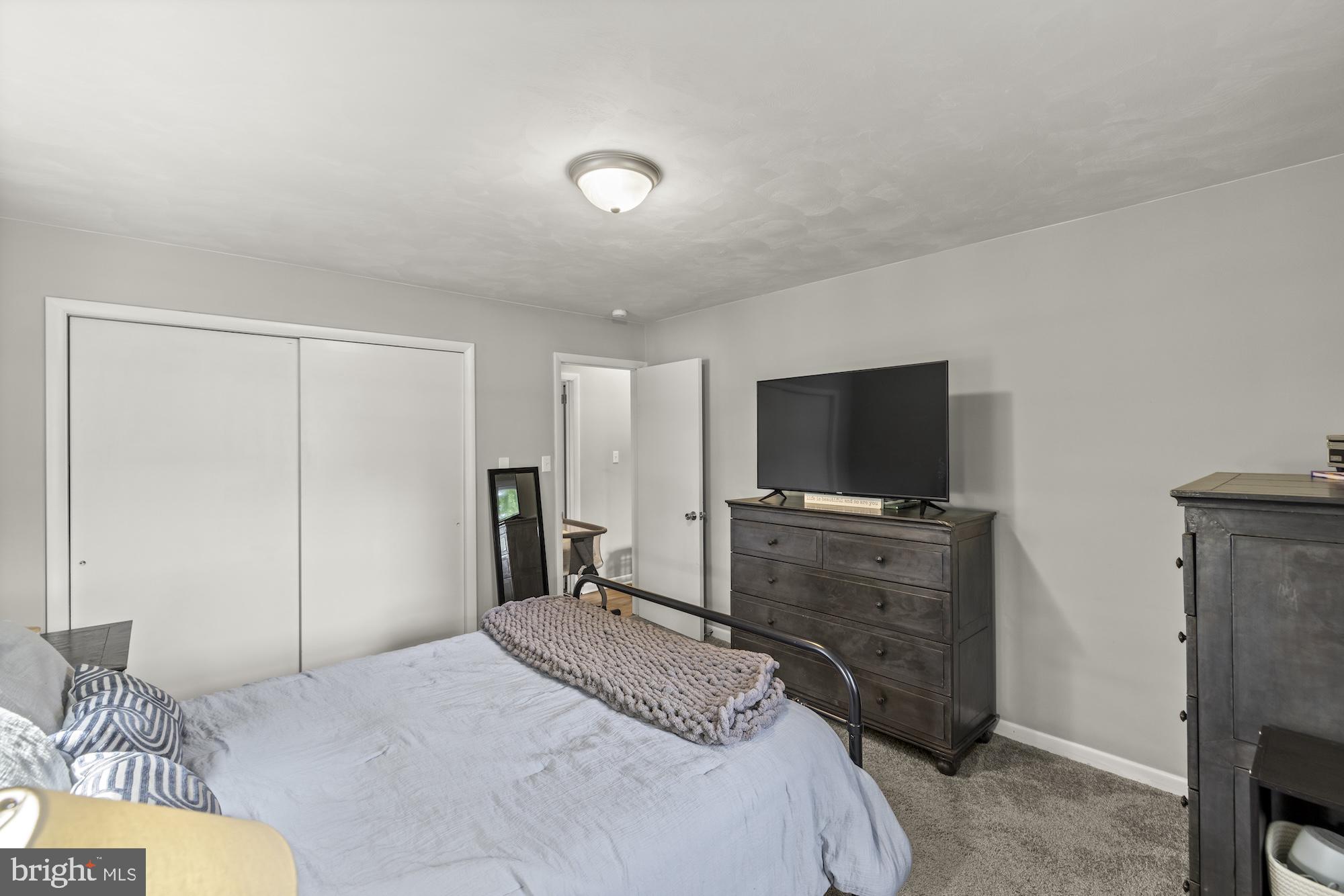 BLOOMING GROVE - Residential