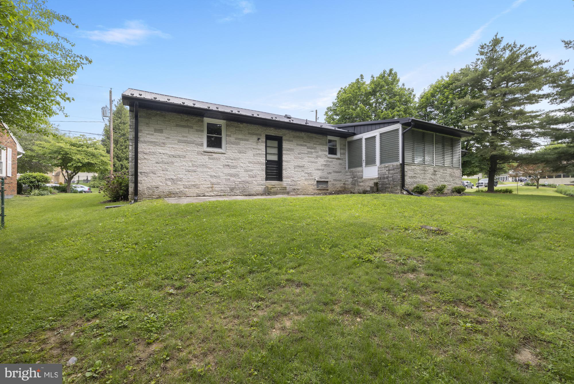 BLOOMING GROVE - Residential