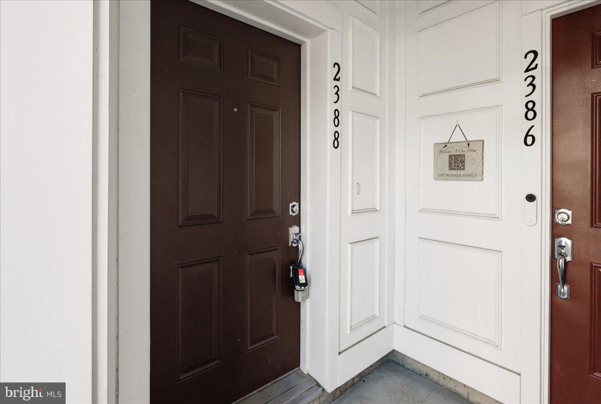 POTOMAC CLUB CONDOMINIUMS - Residential