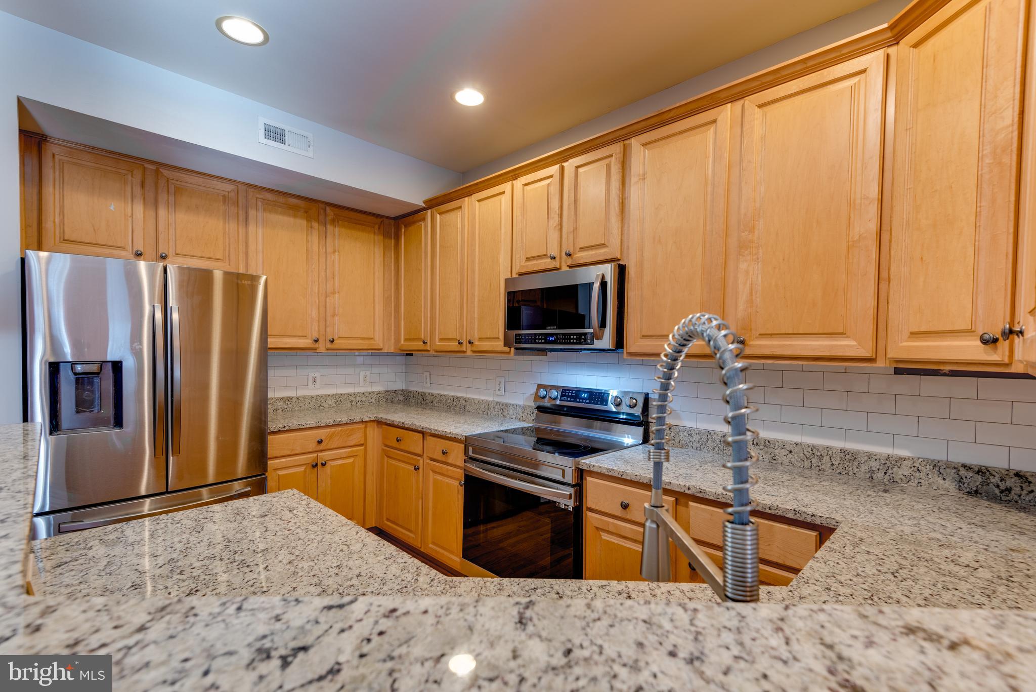 KEDGES STRAIT - Residential