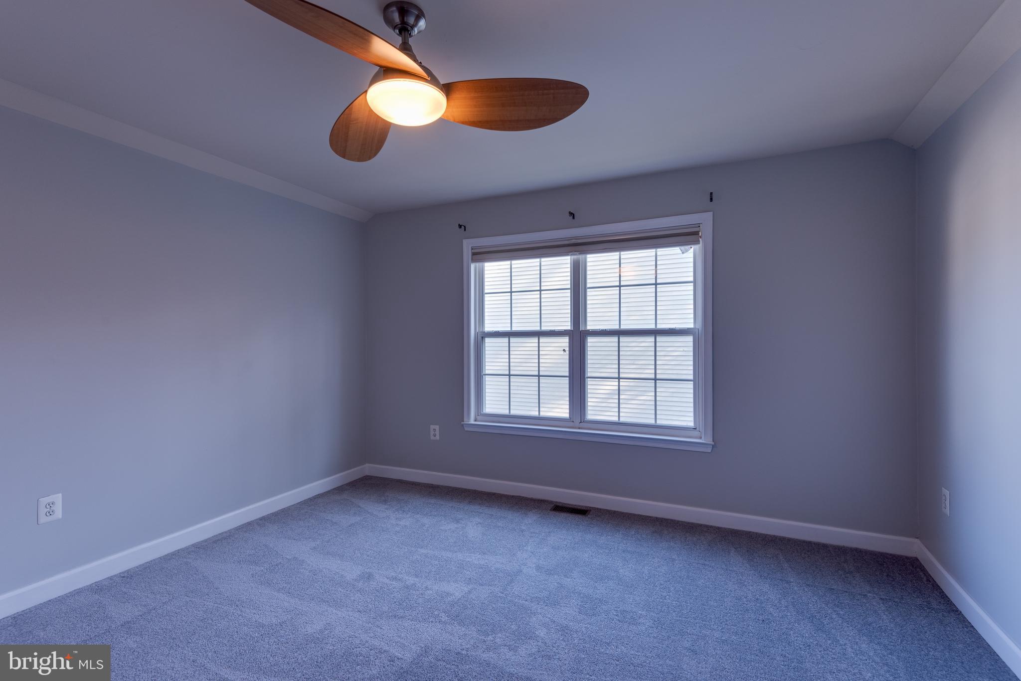 KEDGES STRAIT - Residential