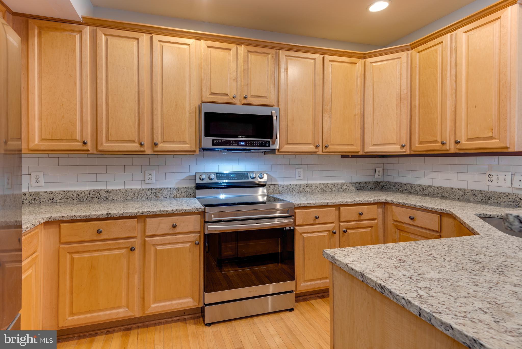 KEDGES STRAIT - Residential