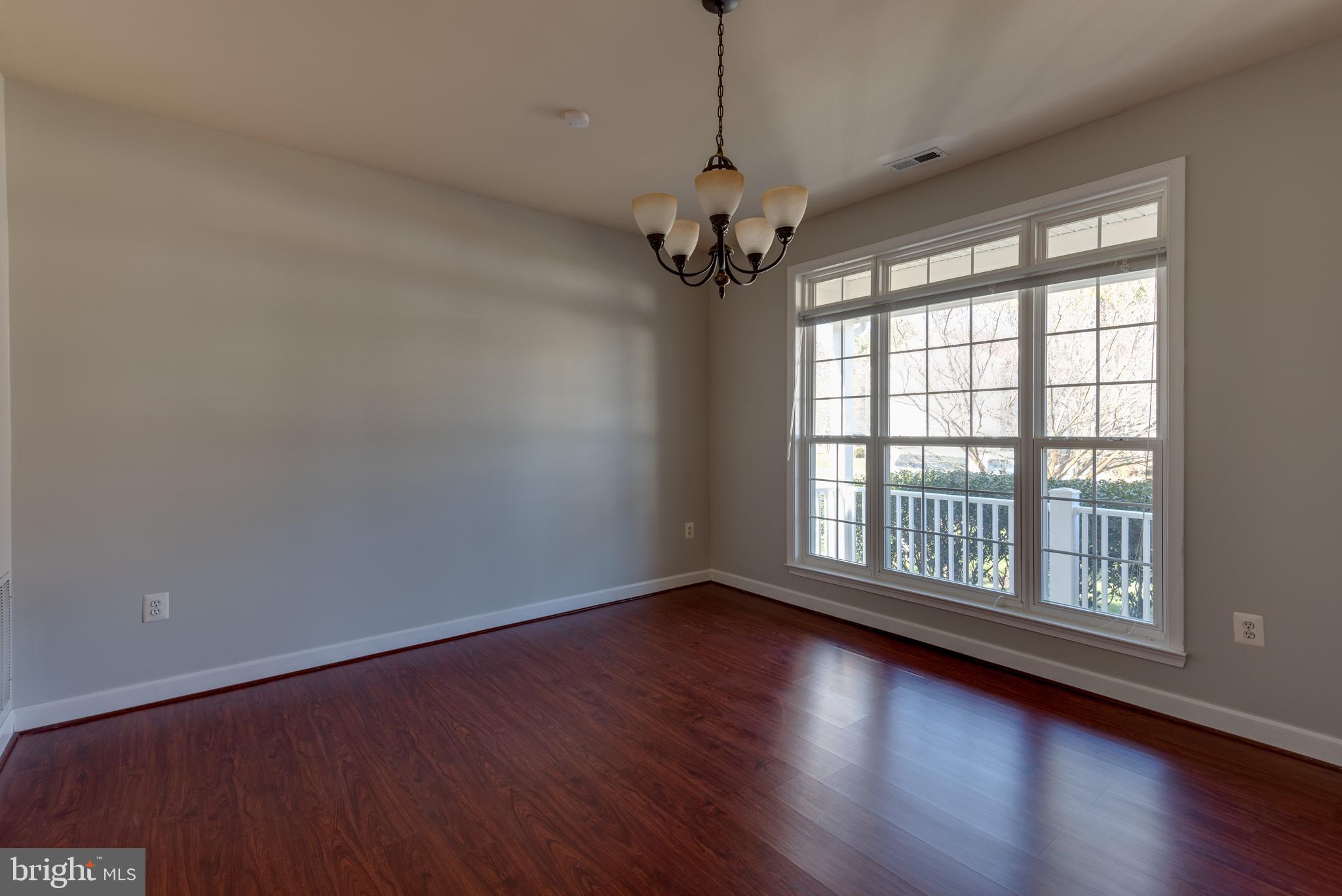 KEDGES STRAIT - Residential