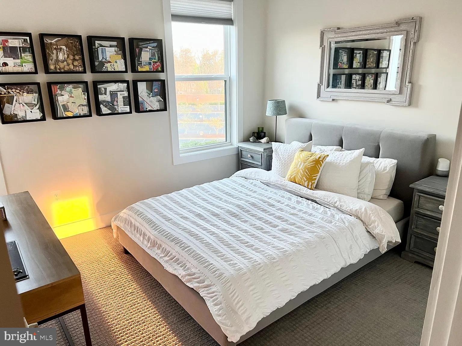 METRO SQUARE - Residential Lease